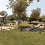 3 Bedroom Awesome In Albarella Ro Tatil Evi *